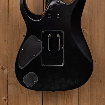 Ibanez K7YIN James "Munky" Shaffer (Korn) Signature 7-string Electric Guitar - Matte Black image 4