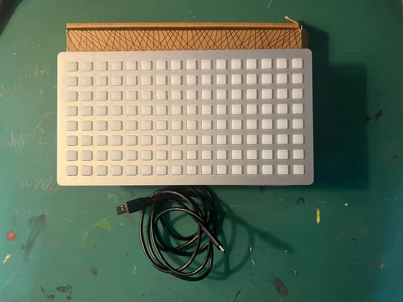 Monome 128 Grid 2021 image 1