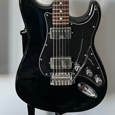 Fender Blacktop Stratocaster HH with Rosewood Fretboard 2011 image 3