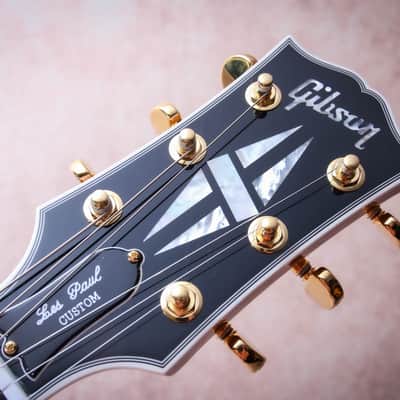 GIBSON USA Custom Shop Dealer Select Les Paul Custom AAA+ "Trans Pink + Ebony" (2026) image 11