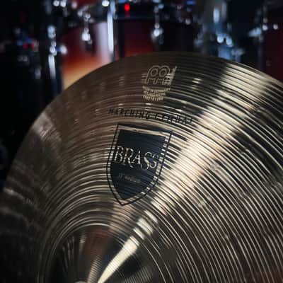 Meinl MA-BR-13M Medium 13" Marching Cymbals Student Brass Pair w/ Pads & Straps image 2