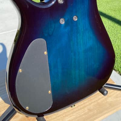 Modulus Quantum 5 5-String Bass Guitar, Q5, Graphite Neck image 8