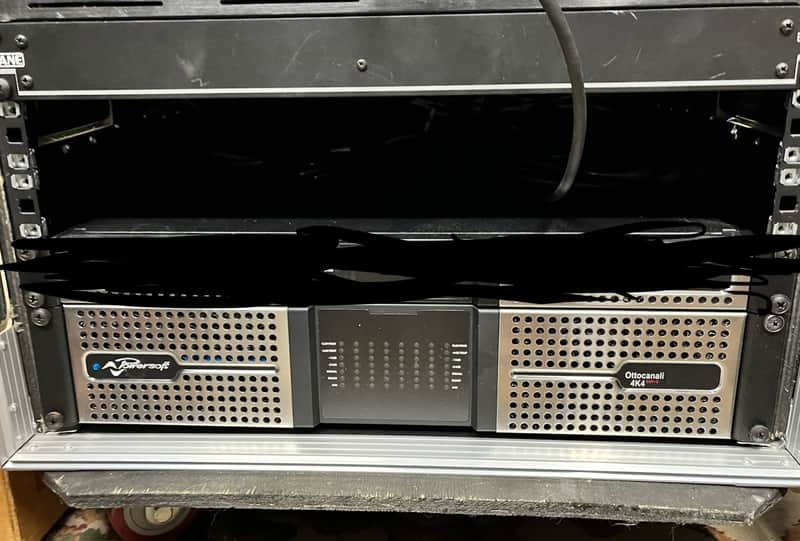 Powersoft Ottocanali 4k4 DSP+d 2010s - Black and silver image 1