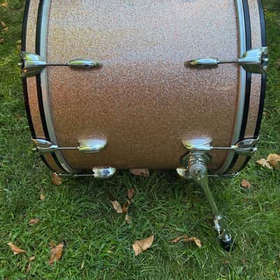 Gretsch USA 22x16 Bass Drum 1980s - Champagne Sparkle image 4