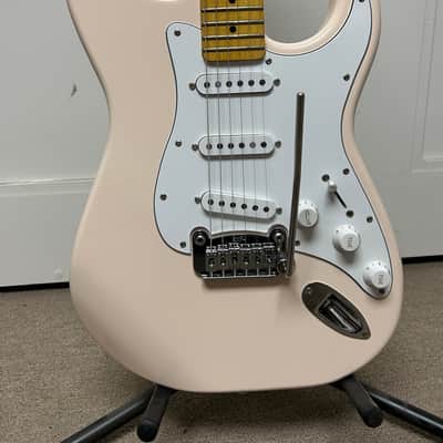 G&L Tribute Series Legacy w/Maple Fretboard - Olympic White image 2