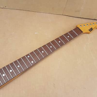 1982 ESP 400 SERIES STR*T ROSEWOOD NECK - V SHAPE image 2