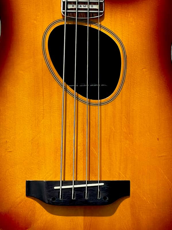 Kramer KFB-1 Ferrington Bass 1988 - this is a really clean Tobacco