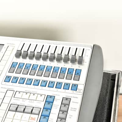 Avolites Tiger Touch Lighting Console with Case CG005M8 image 2