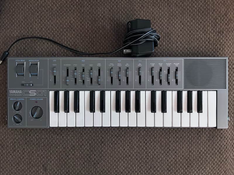 Yamaha CS01 Monophonic Synthesizer - 1982 - Vintage image 1
