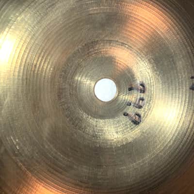 Beautiful, light weight 16” Zildjian Avedis 1960’’s crash cymbal image 4