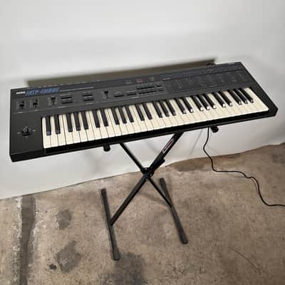 Korg DW-8000 Programmable Digital Waveform Synthesizer