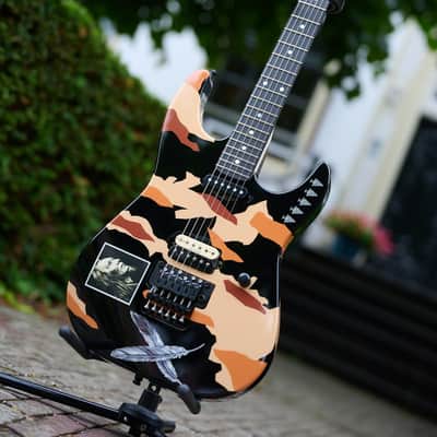 ESP Signature Series, George Lynch Desert Eagle -  Black w/ Desert Eagle Graphic image 12