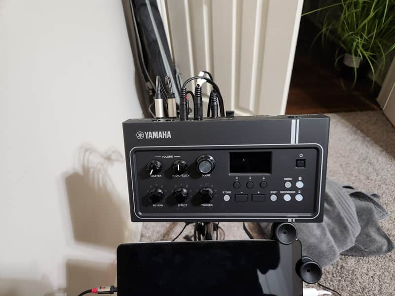 Yamaha EAD10 Drum Module with Mic and Trigger Pickup 2018 - Present - Black