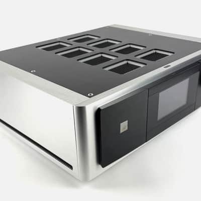 NAD M17 V2 Masters Series Surround Sound Preamp/Processor image 3
