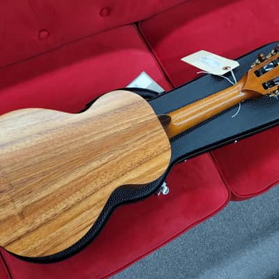 Kamaka Koa Concert Ukulele with Slotted Headstock HF-2I - Koa image 14