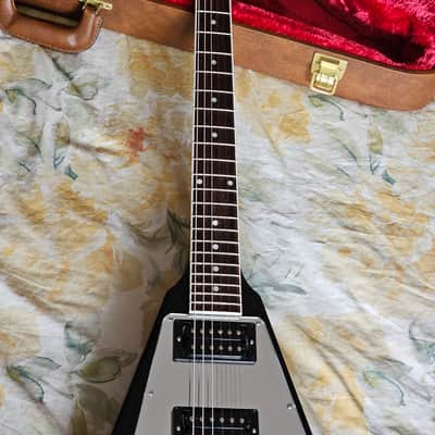 *MINT* Gibson '70s Flying V 2020 - Present - Ebony image 6
