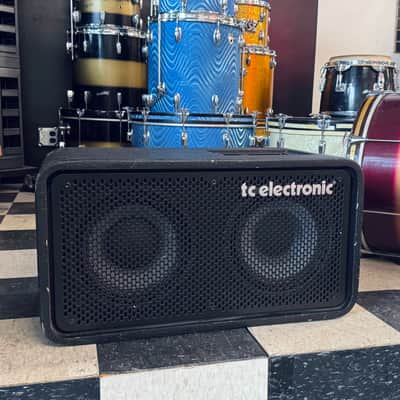 TC Electronic RS210 2x10 cabinet for Bass Guitar image 1