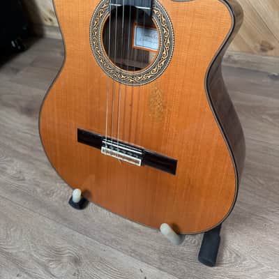 José Ramírez 4N-CWE Electro Classical Guitar (2014) – Made in Spain + Hard Case image 2