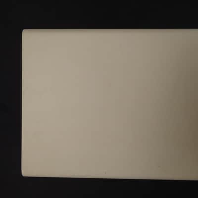 Yamaha HS5 W Powered Studio Monitor - White - Working image 7