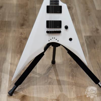 ESP E-II Arrow NT EMG Electric Guitar w/ Case – Snow White (B-stock) image 3