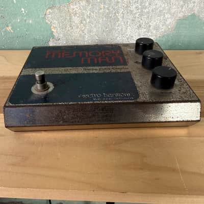 Electro-Harmonix Stereo Memory Man Reissue with Power Cord 1996 - 2003 - Silver image 2