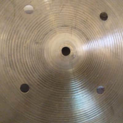 Zildjian Avedis 14 inch quick beat hi hat cymbals clean no cracks! image 5