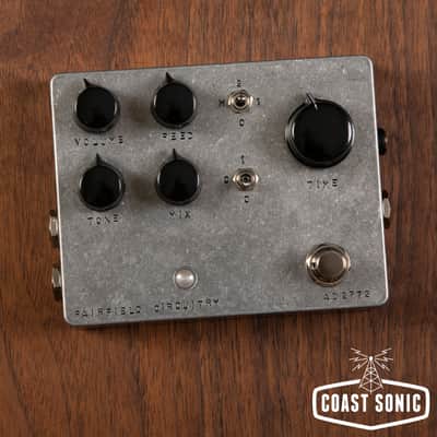 Fairfield Circuitry Meet Maude Delay | Reverb Canada