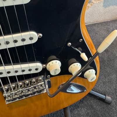 Fender Stratocaster with 3-Bolt Neck, Maple Fretboard 1975 - Natural image 5