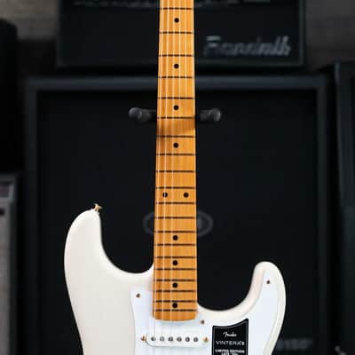 Fender Limited Edition Vintera III Late '50s Stratocaster Electric Guitar - White Blonde with Gig Bag image 4