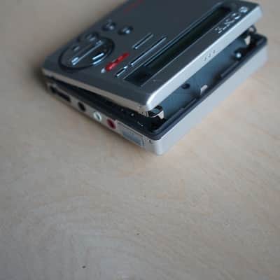 Sony Minidisc MZ-R70 2000 - Gray image 7