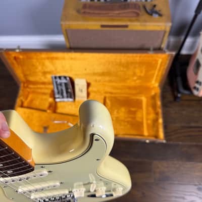 Fender American Vintage ‘62 Stratocaster 2007 - Olympic White image 10