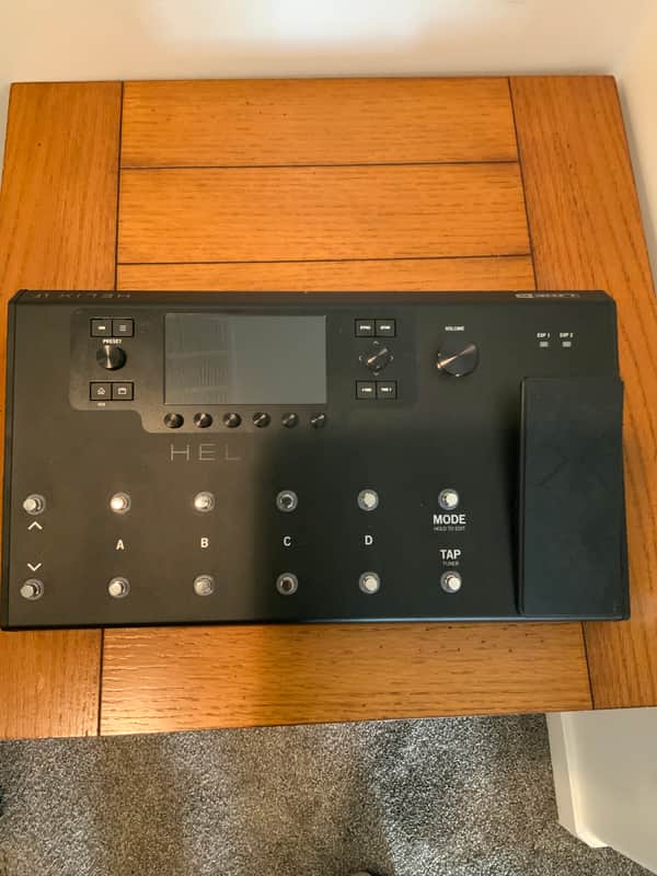 Line 6 Helix LT Multi-Effect and Amp Modeler W/ Hard Shell Gator Case image 1