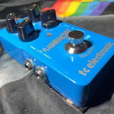 TC Electronic Flashback 2 Delay and Looper 2017 - Present - Blue Bild 3