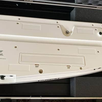 Roland AX-Synth white keytar synthesizer Guitar Keyboard Mint Condition + Hard Case image 8