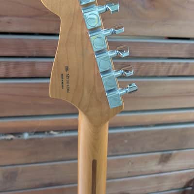 Fender Alternate Reality Series Powercaster with Pau Ferro Fretboard 2019 - White Opal image 8