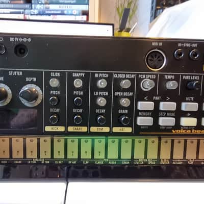 Korg Volca Beats Analog Rhythm Machine 2010s - Black