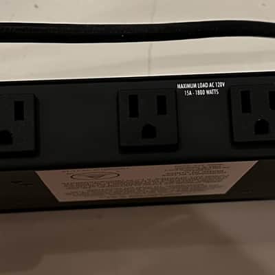 Furman M-8Lx Power Conditioner with Lights 2010s - Black image 5