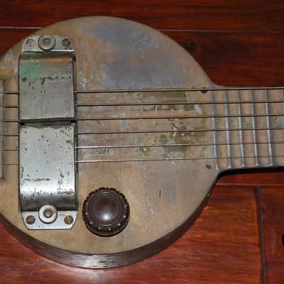 Rickenbacker Electro A-22, "Frying Pan" 1932-1936 image 3