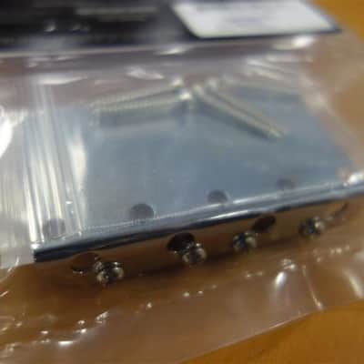 Fender Pure Vintage Bass Bridge Assembly, Nickel/Chrome image 5