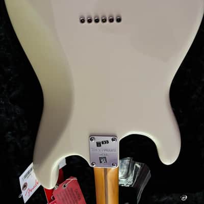Fender Nile Rodgers Signature Hitmaker Stratocaster 2022 - Present - Olympic White image 9