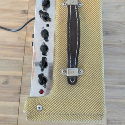 Fender Bronco-Amp 2-Channel 15-Watt 1x8" Solid State Guitar Practice Amp 1994 - 2001 - Tweed image 4