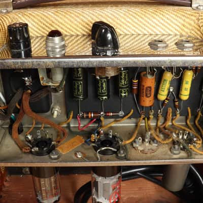 1957 Fender Champ Amp Tweed 5F1 - Narrow Panel image 6
