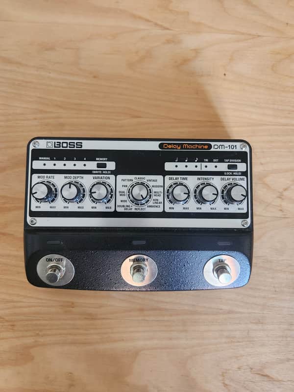 Boss DM-101 Delay Machine