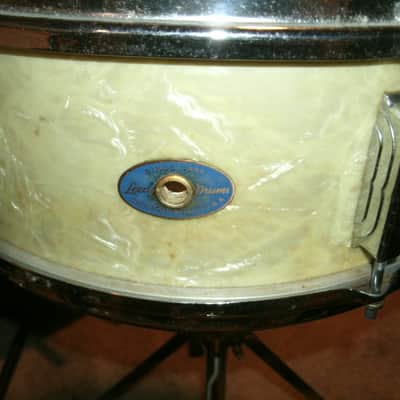 1965 Leedy No. 1161 Frank Capp Model snare drum - White Marine Pearl with Broadway stand image 2