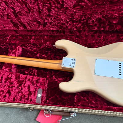 Fender American Vintage II '57 Stratocaster 2023 - Vintage Blonde image 2