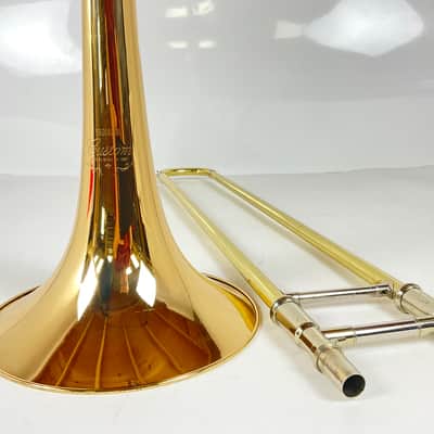 Used Yamaha YSL-820GII Bb/F Tenor Trombone (SN: 550372) image 2