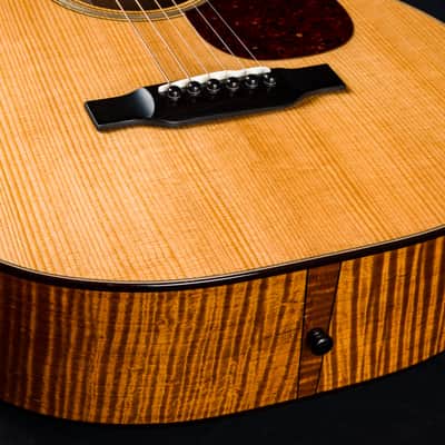 Bourgeois 00 12-Fret “The Coupe” Full Aged Tone Flamed Maple and Adirondack Spruce Used (2022) image 15