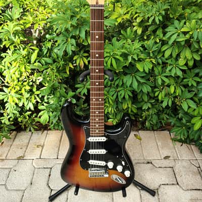 Fender American Series 3-Tone Sunburst FSR Stratocaster Strat Stevie Ray Vaughan 2003 image 1