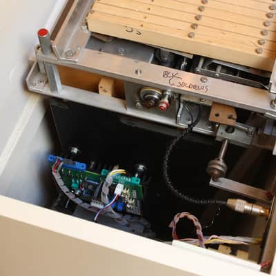 Streetly Electronics Mellotron M400 White image 11