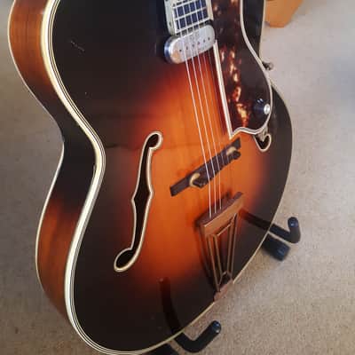 Levin De Luxe 1956 w/Pickup, All Original image 7